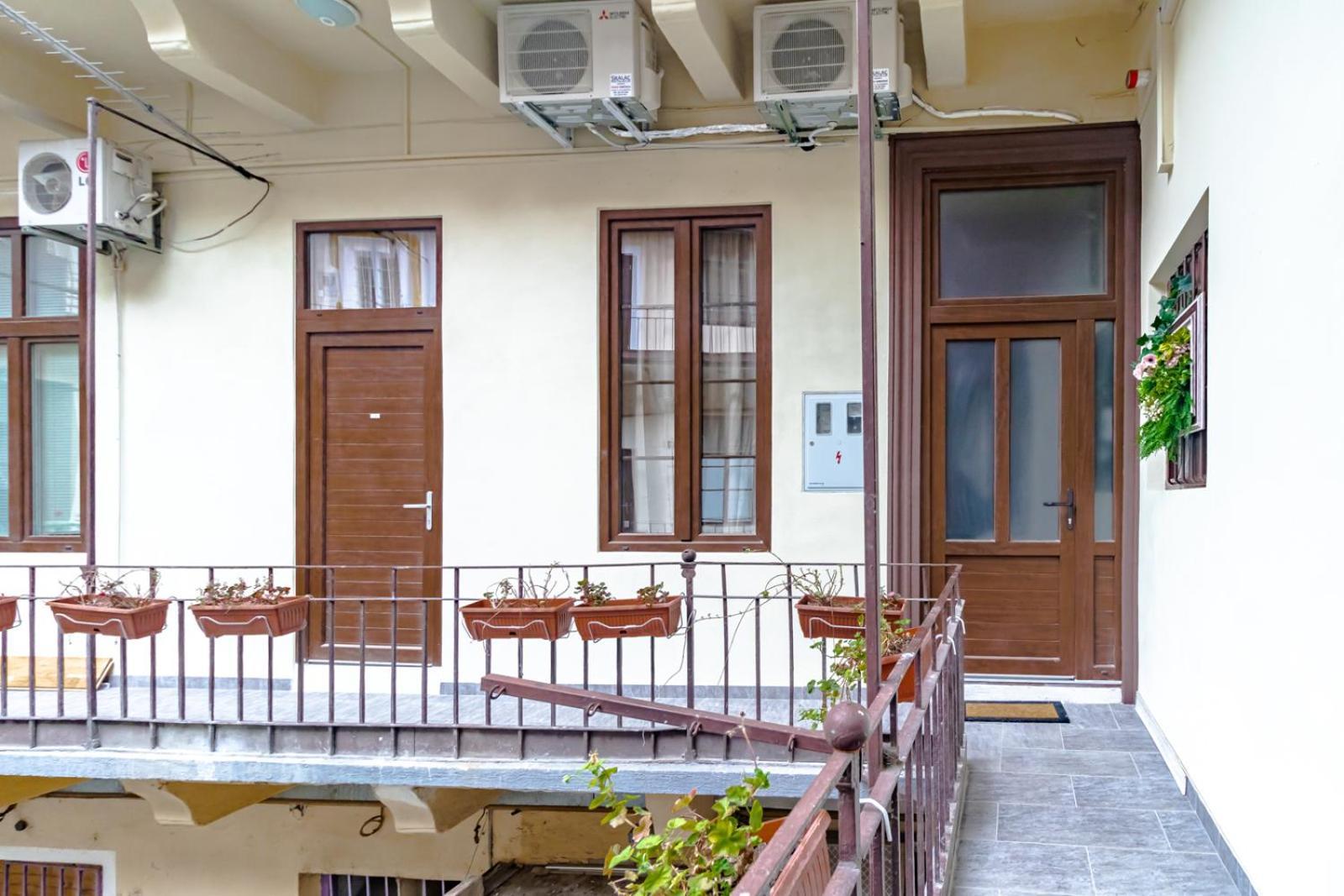 Mandina Studios On A Main Square زغرب المظهر الخارجي الصورة